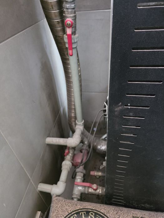 Пелетна камина с водна риза Ecospar 42kw