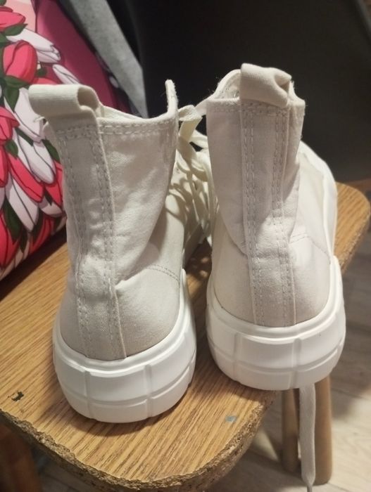 Кеды,светло бежевые