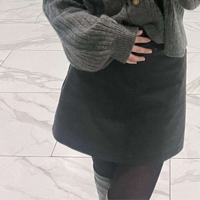 Кожаная юбка мини