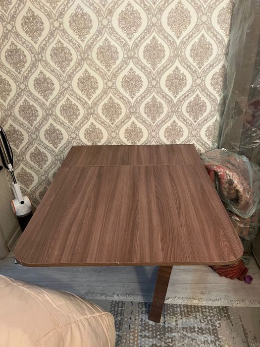 Продам стол кровать костюм