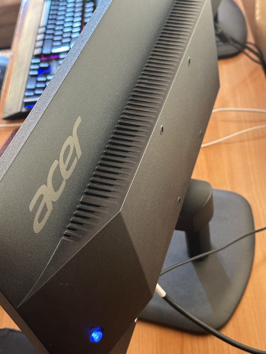 Monitor Acer 100hz