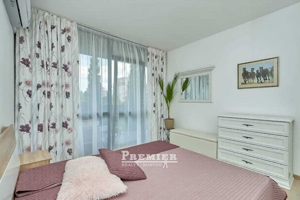 Продава се Тристаен апартамент в Бургас, Акациите - 100 кв.м за 661 €/кв.м - Снимка #9