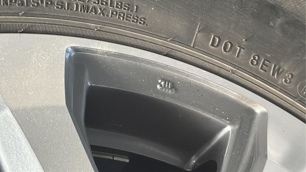 Шины с дисками 285/60/R18