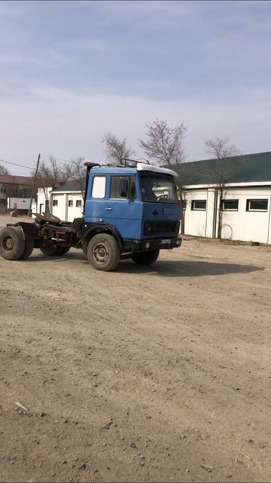 Маз тягач 1990 года
