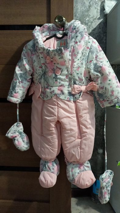 Продам детские куртки