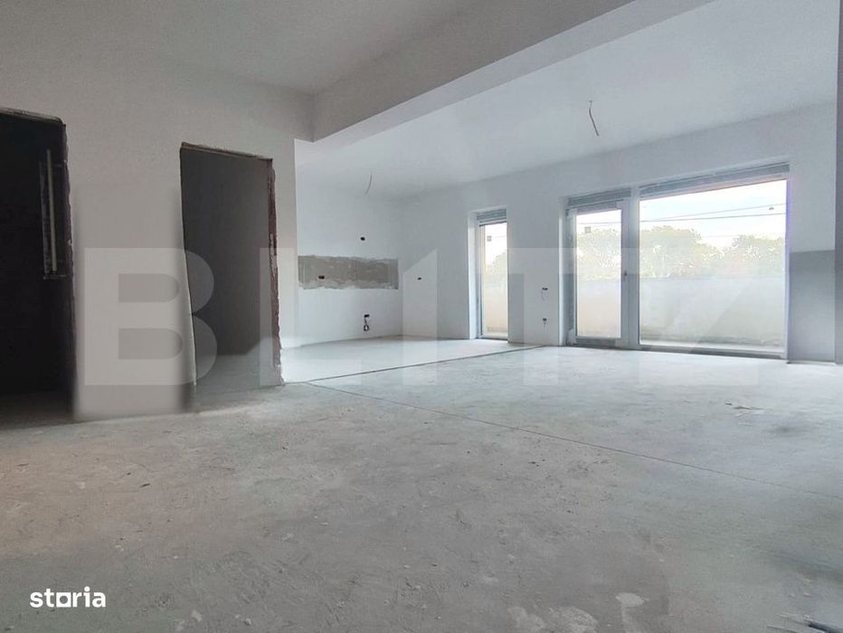 Apartament cu 3 camere ultracentral cu vedere la Crisul Repede