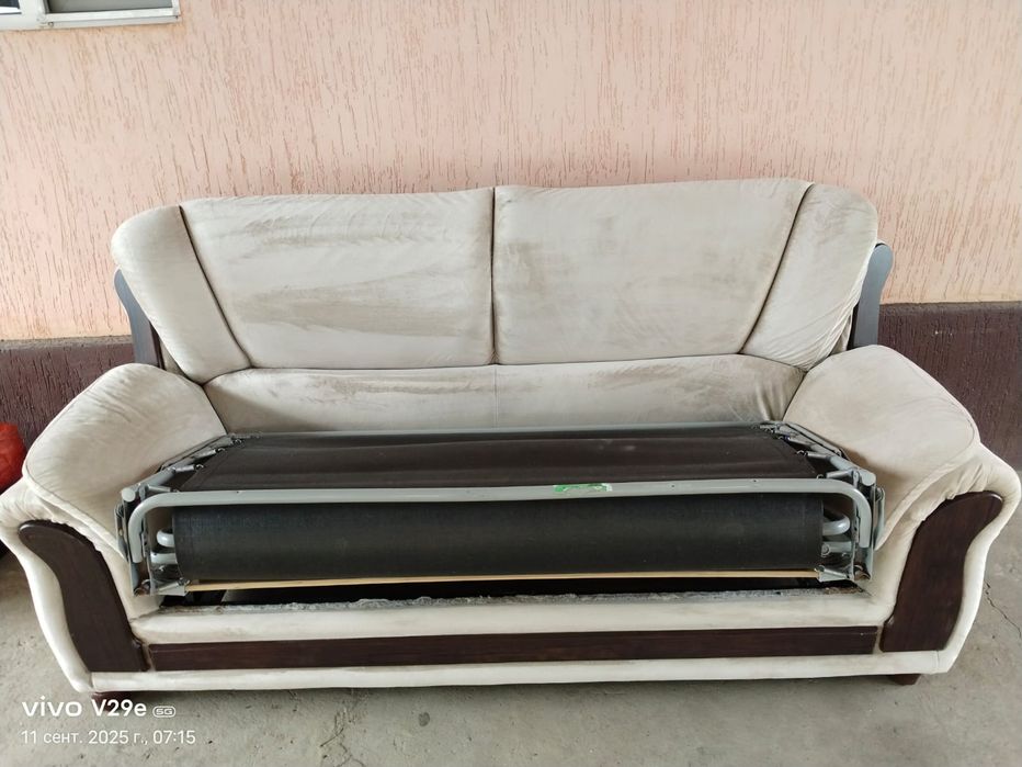 Продам  срочно раскладной диван