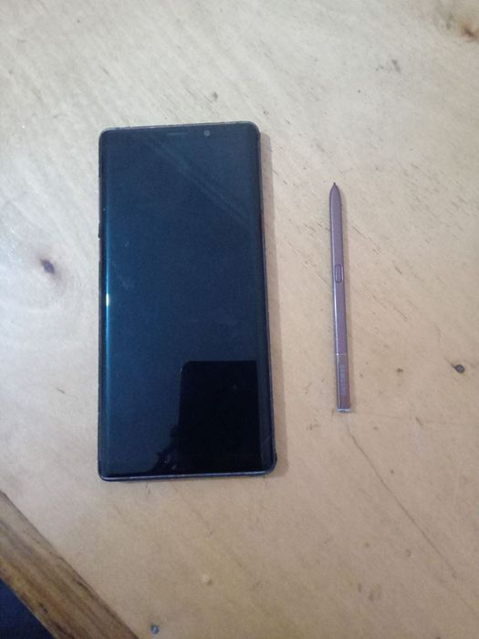 Samsung galaxy note 9 128/6 usta ko‘rmagan