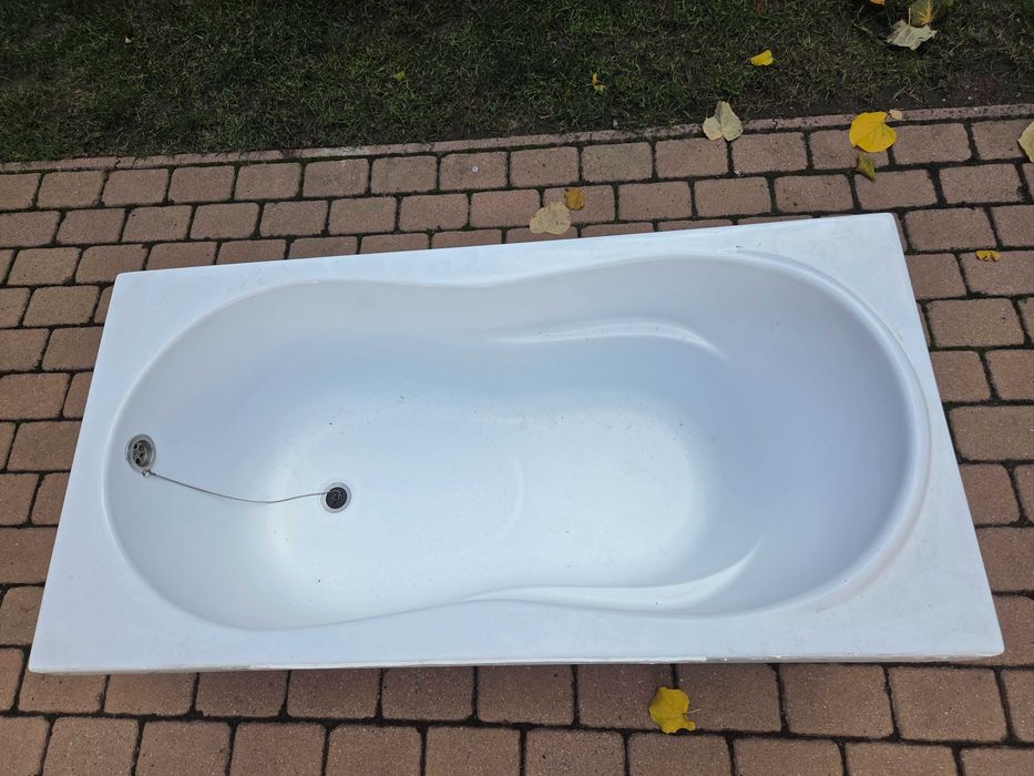 Vana 140 cm cu protectie laterala + capat