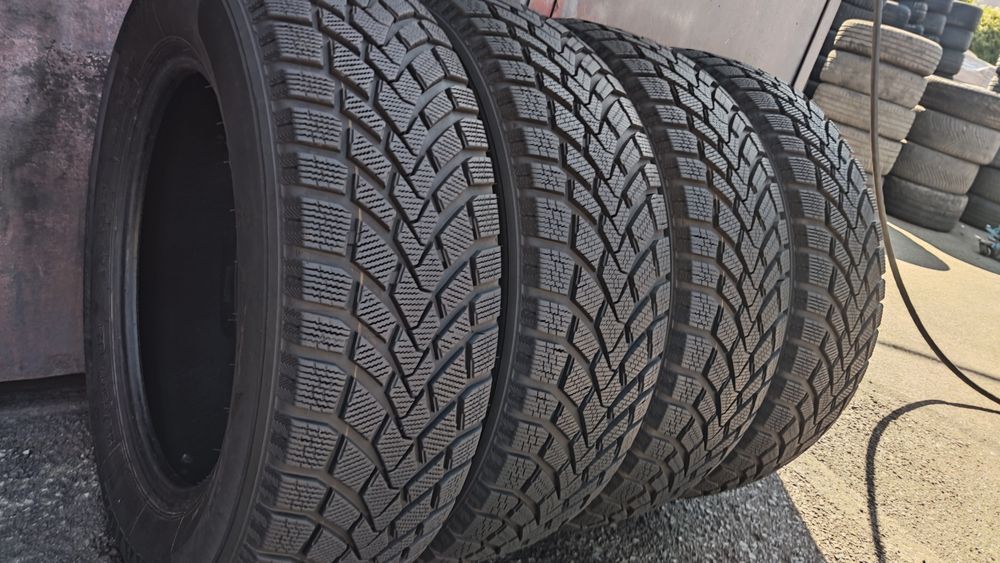 4бр. зимни гуми 225/65/17 Haida Winter
dot24