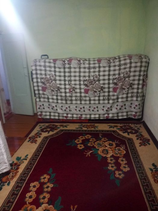 2 хонали квартира сотилади Бешарик фаезиобод 142дом