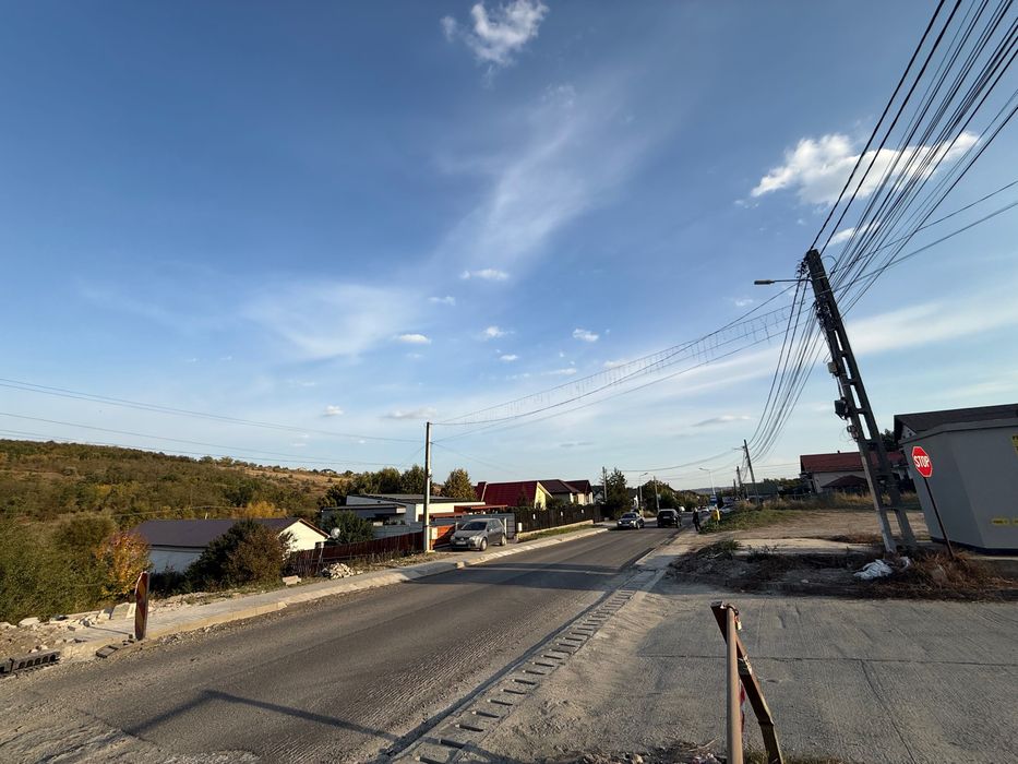 Teren Rediu 1.190 mp – Șoseaua Valea Rediului, Rediu – lângă Lacul Rediu – acces direct din strada principală
