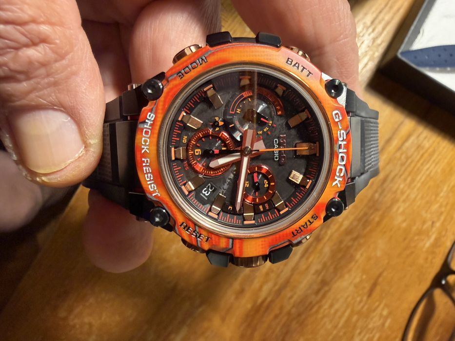 Vand ceas Casio GShock MTG B-3000FR