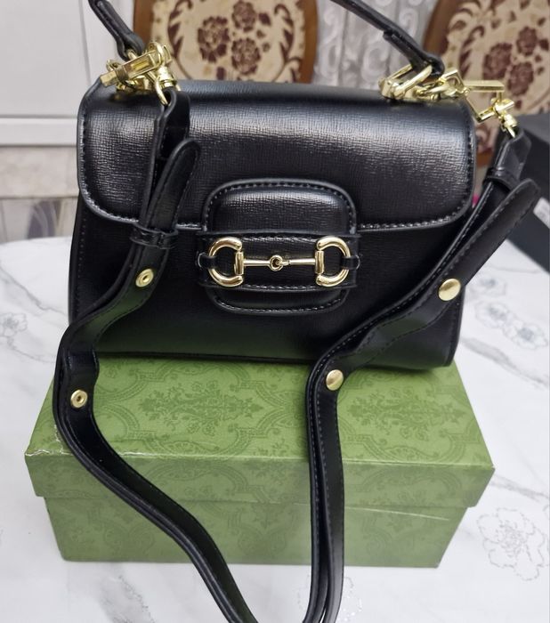 Продаю брендовые сумки