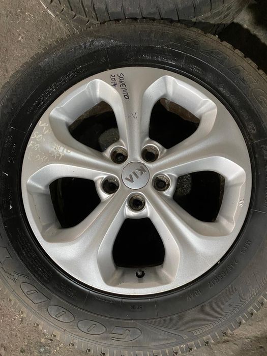 jante aliaj cu anvelope M+S 235/65 R17 7.0Jx17 ET 48 Kia Sorento 2014