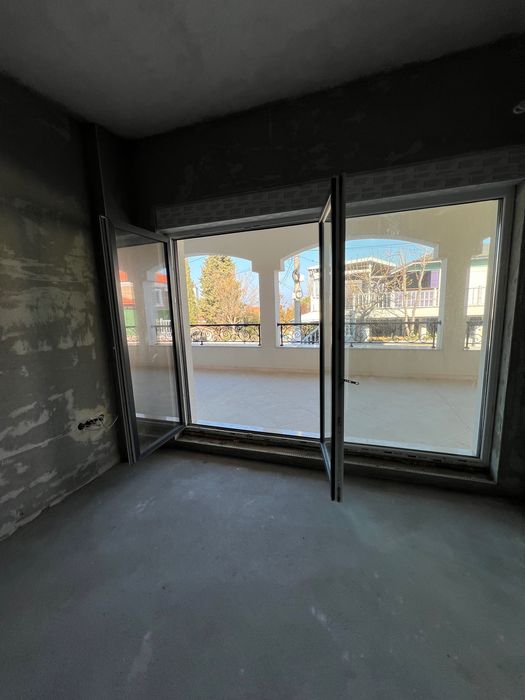 Продава се Двустаен апартамент в Черноморец - 81 кв.м за 1420 €/кв.м - Снимка #18