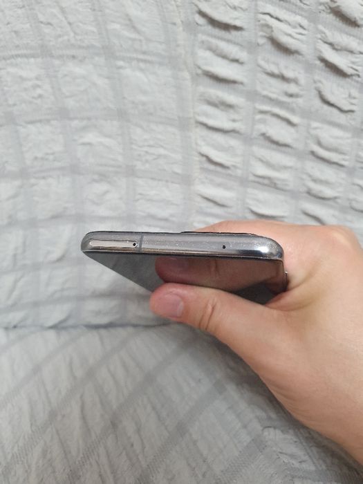 Srochna sotiladi Samsung Galaxy S20 Ultra 5G 12/256GB Original igravoy