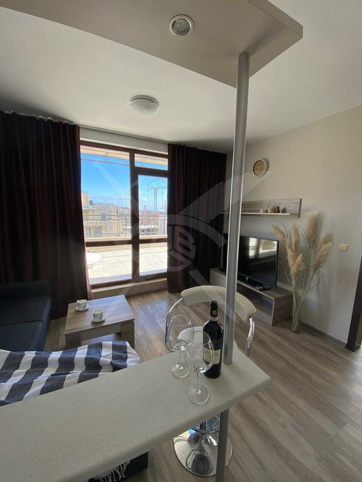 Продава се Тристаен апартамент в Свети Влас - 96 кв.м за 1407 €/кв.м - Снимка #2