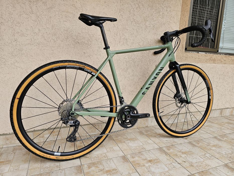 Canyon Grail AL Gravel