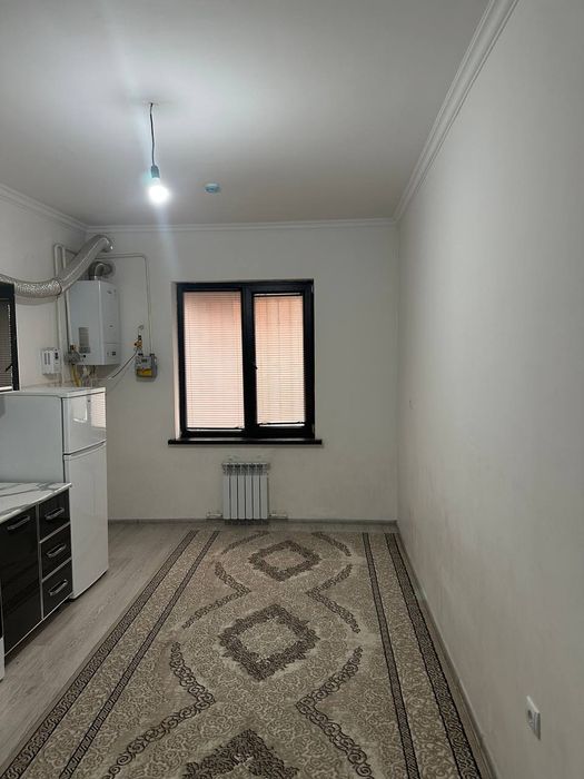 Срочно сотилади 2-хонали, 65 кв.м, Янгихаёт