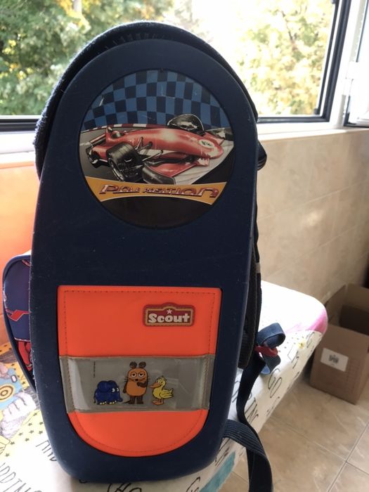 Ученическа раница за момче - сега за 35 лв.
