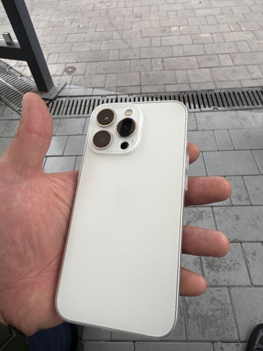 Продам IPhone 13 Pro