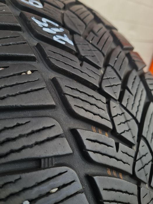 Зимни гуми 4 броя FULDA KristallContraol Suv 215 60 R17 дот 2818