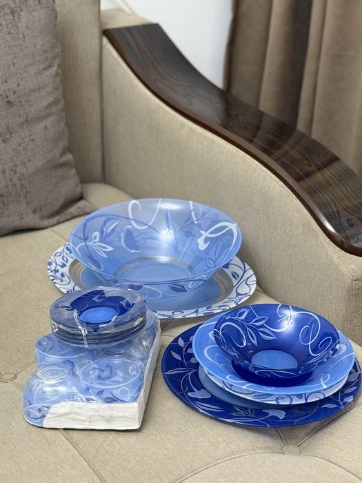 Сервис столовый новый