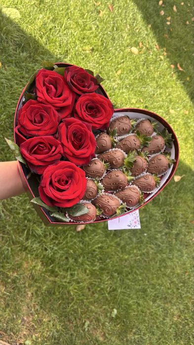 Клубника шоколад- Лучшие признания для близких. Подарки для женщин