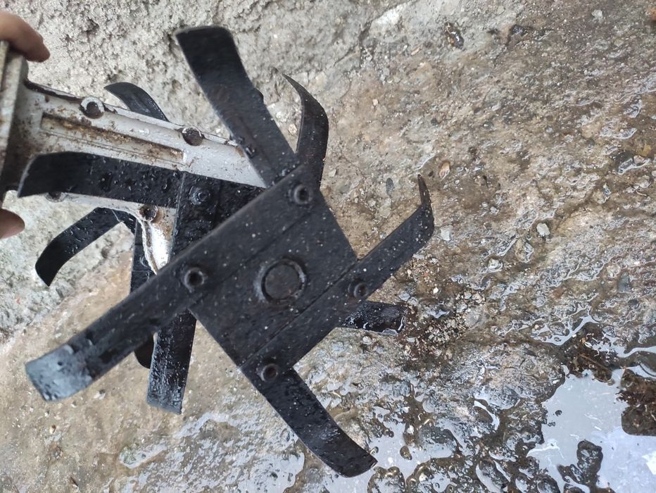 Приставка Фреза за Електрически тример (85х85мм)
​Описание:
Продавам ф