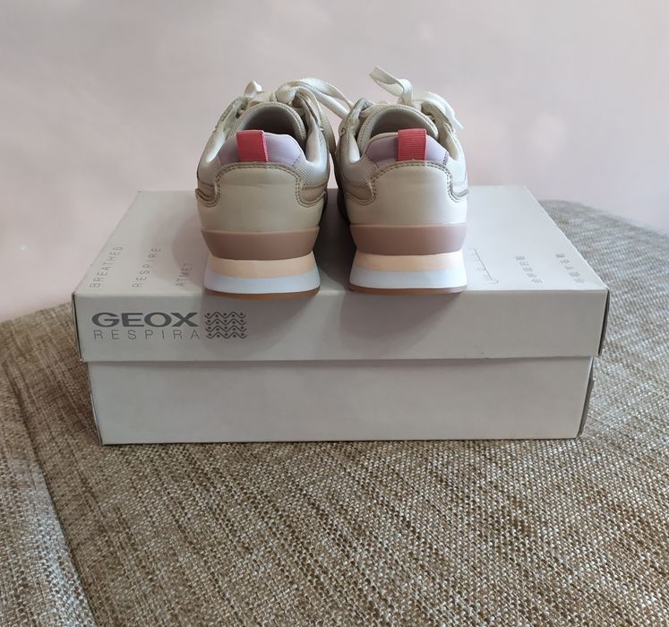 2пары кроссы Thomas Graf 36'5/37 размер