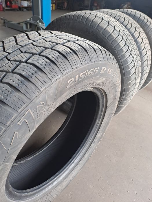 Anvelope 215 65 R16 vara-iarna, Duster, Nissan, Kadjar, Kia, Hyundai