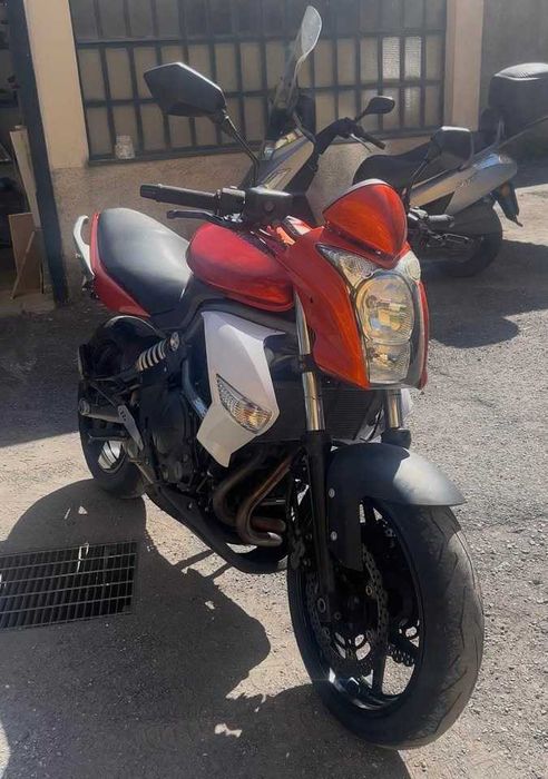 Kawaski ER-6N 2010