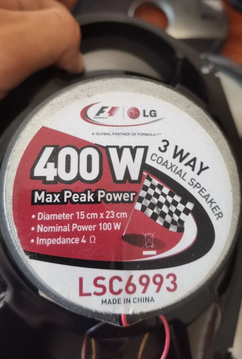 Тонколони F1  LG