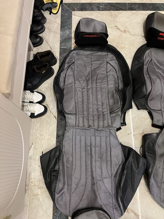 Продам чехлы на сидения