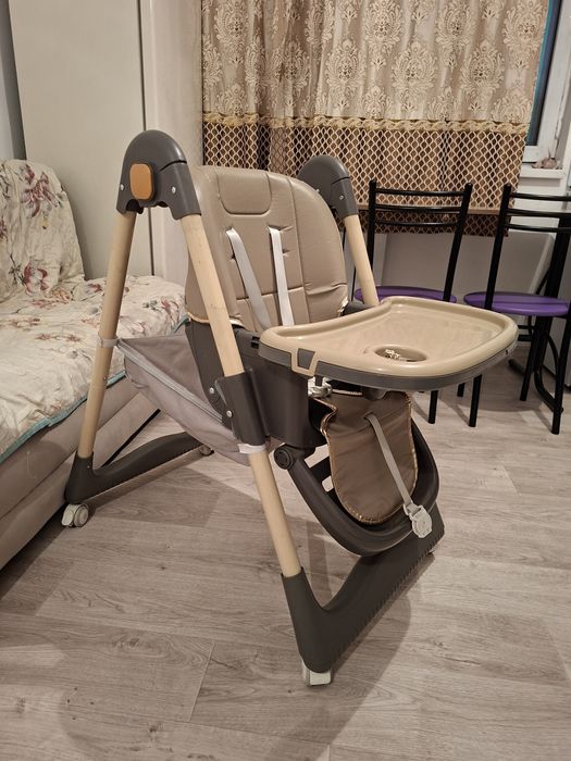 Срочно продам стульчик для кормление