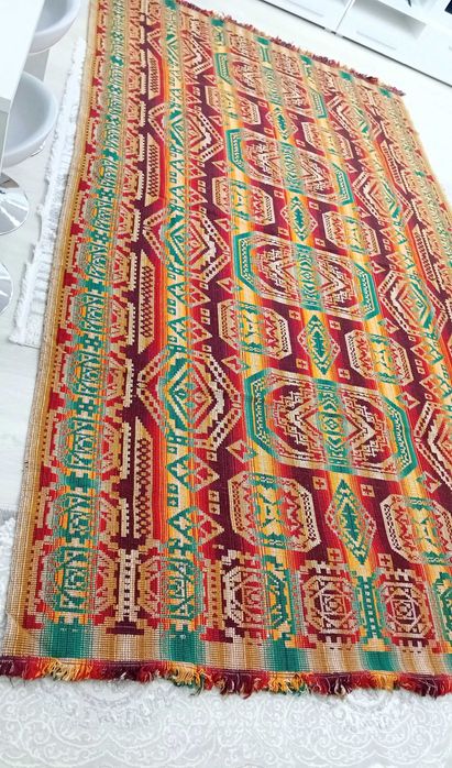 Автентичен килим