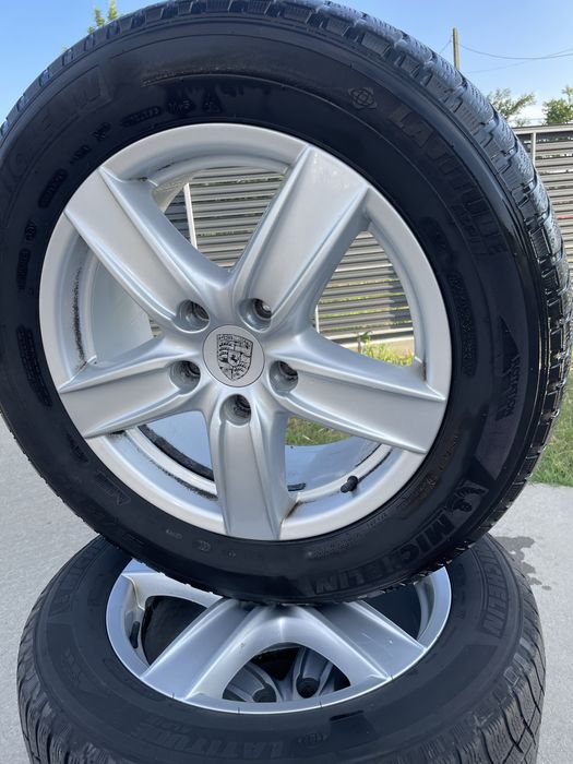 Jante Porsche Cayenne R18