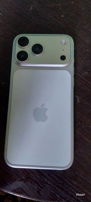Iphone 17 pro max китай( На андроиде)