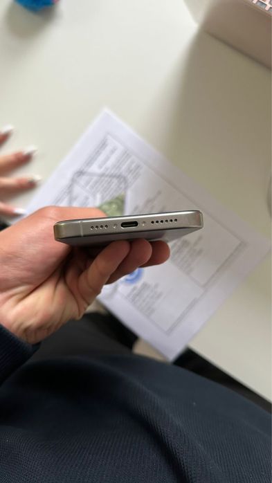 Продам 16 про макс 256гб