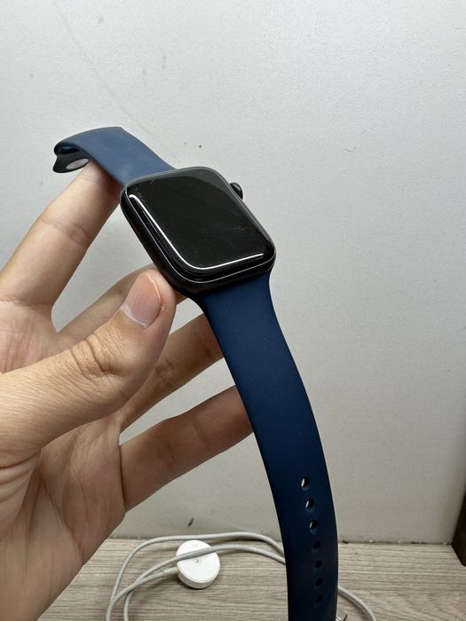 Apple Watch SE 44mm 83% хорошее состояние