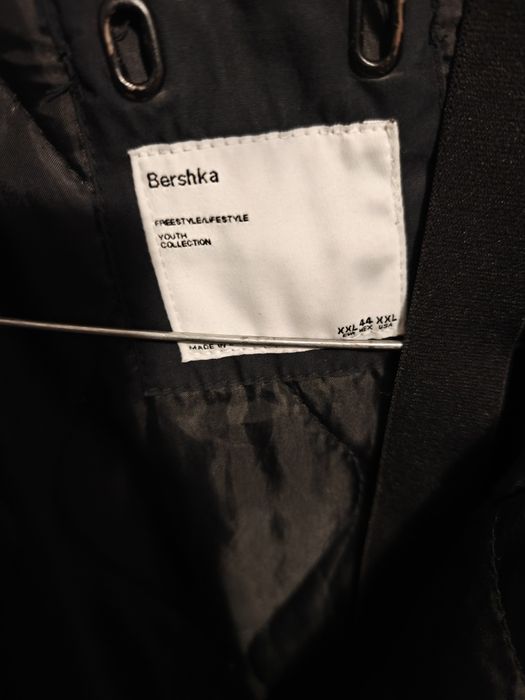 Geaca de iarna Bershka