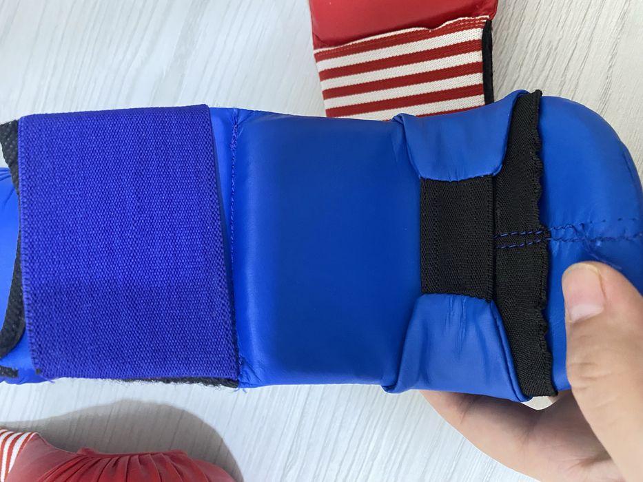 Перчатки для каратэ до