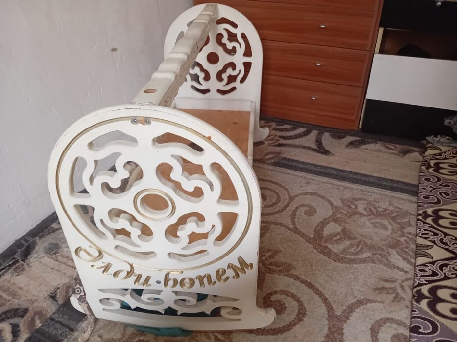 Бесік жиналмалы, шезлонг