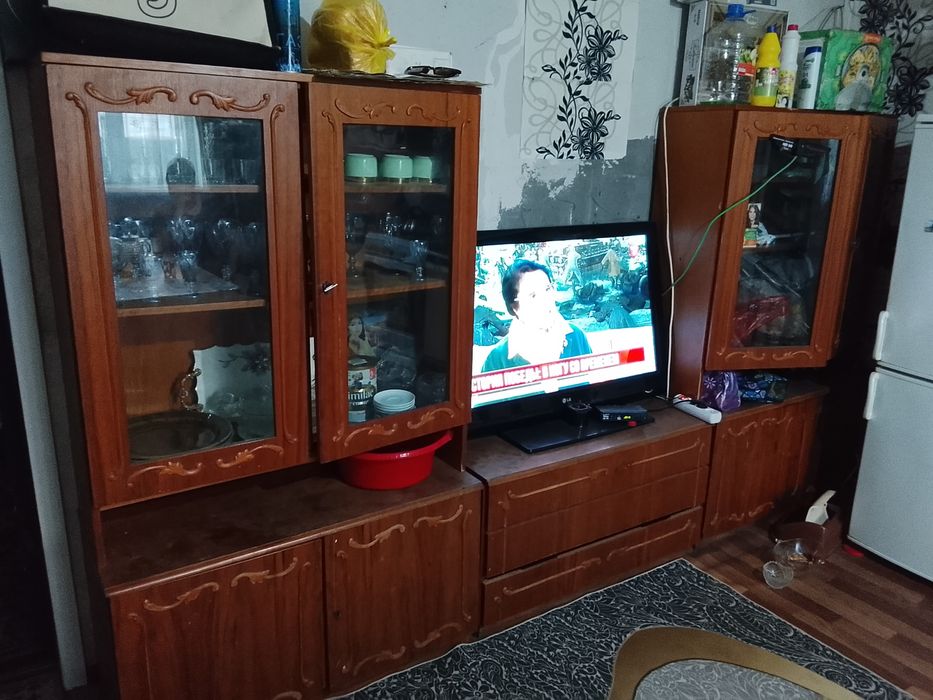 Срочно продам гарнитур