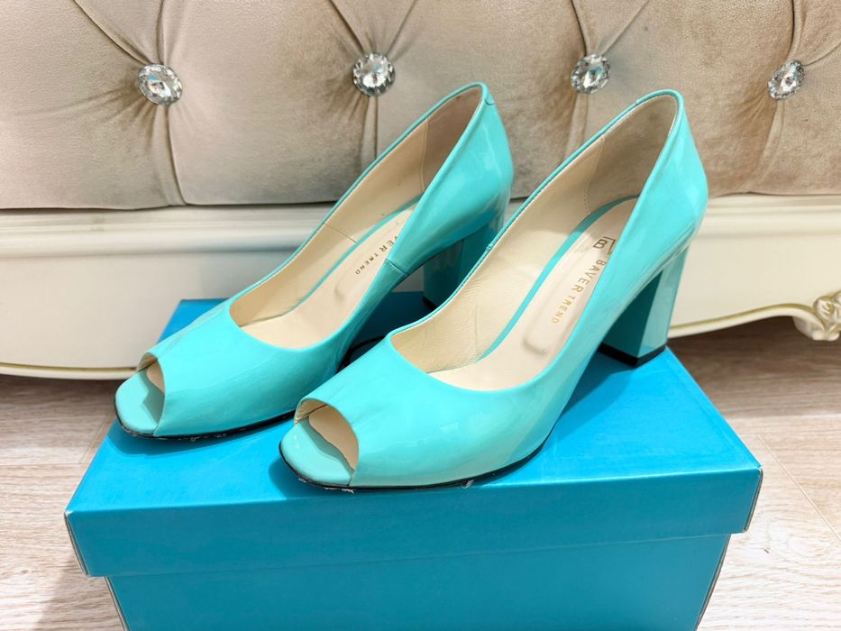 Босоножки по 5000тг