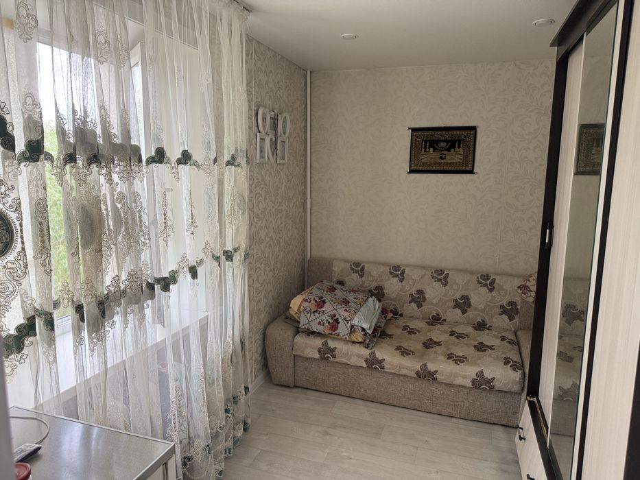 Продам 3 ком квартиру в кирпичном доме