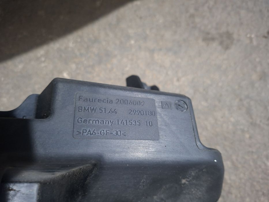 Suport far BMW X1 E84 Cod 2990179 2990180 in stare foarte buna