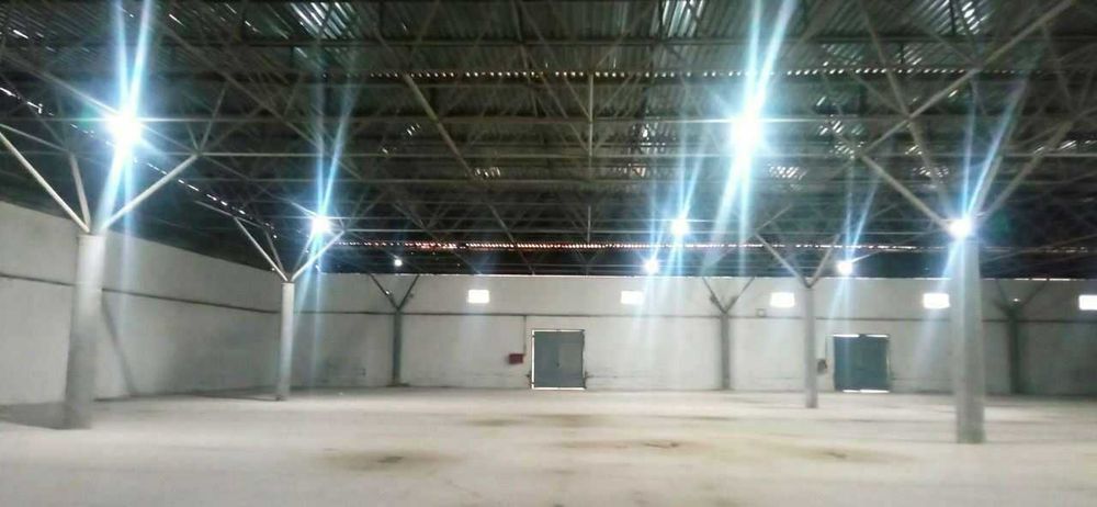 Продаётся 2 га производственная база.