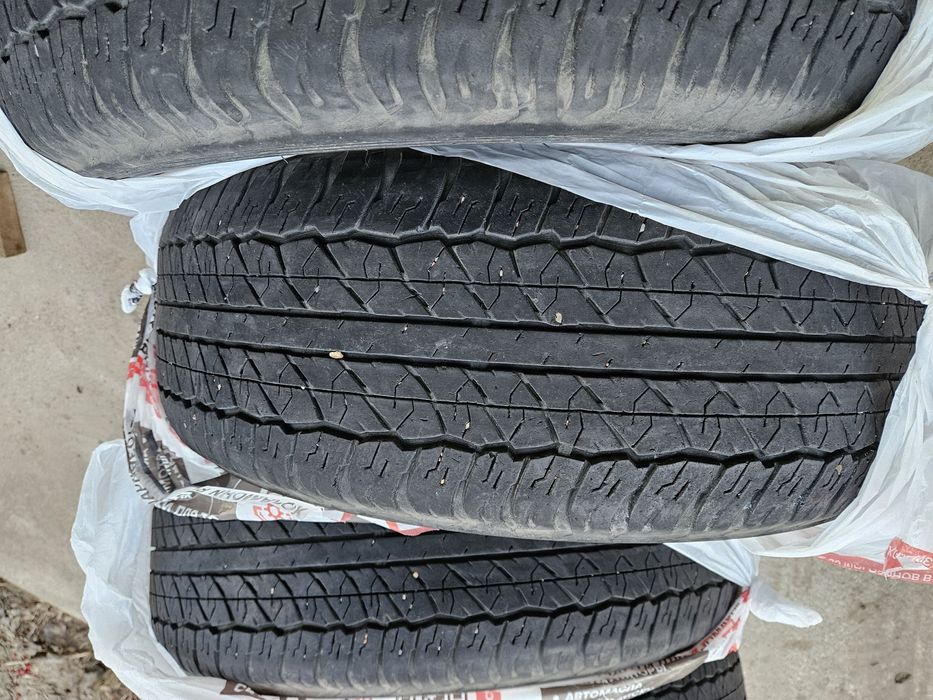 Продам резину Dunlop 265/60 r18